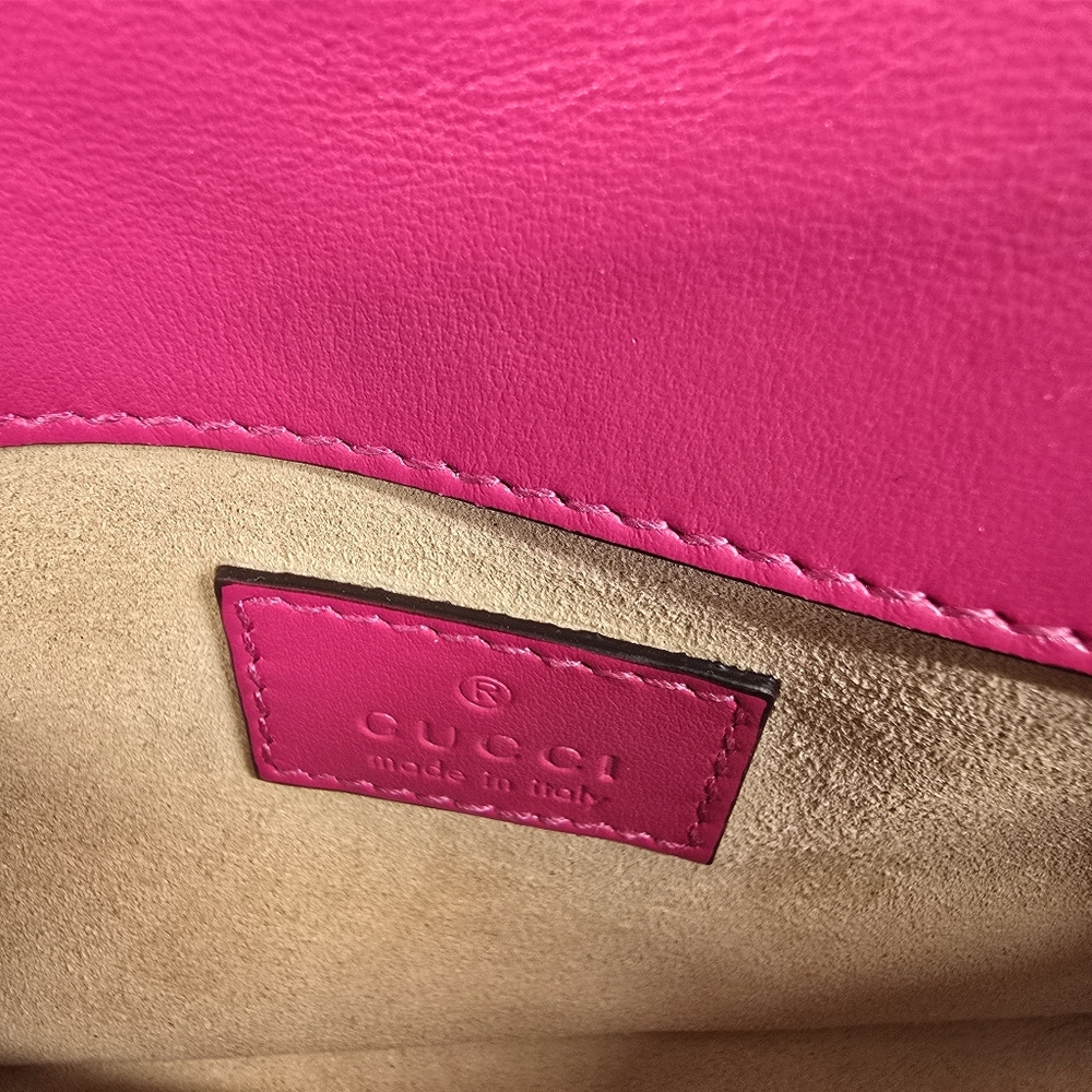 Gucci Marmont Mini Shoulder Bag - Picture 8 of 10